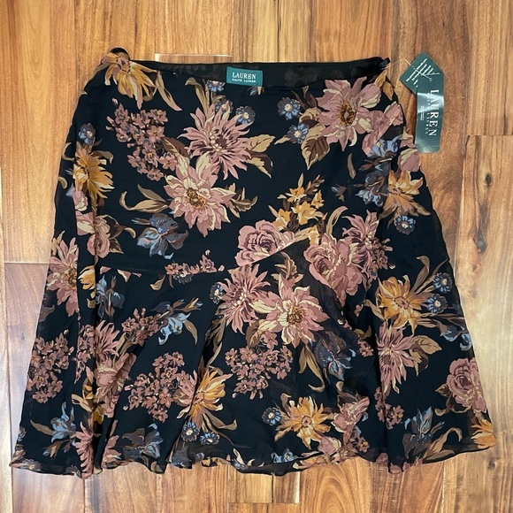 NWT Vintage Lauren Ralph Lauren 100% Silk Floral Print Midi Skirt Womens 14 Y2K. - Picture 4 of 10